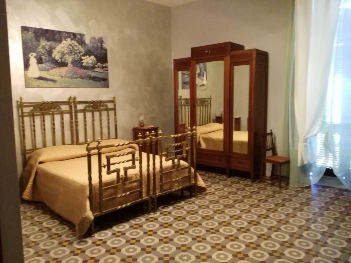 Bed and Breakfast Domus Cicerone Formia Zewnętrze zdjęcie